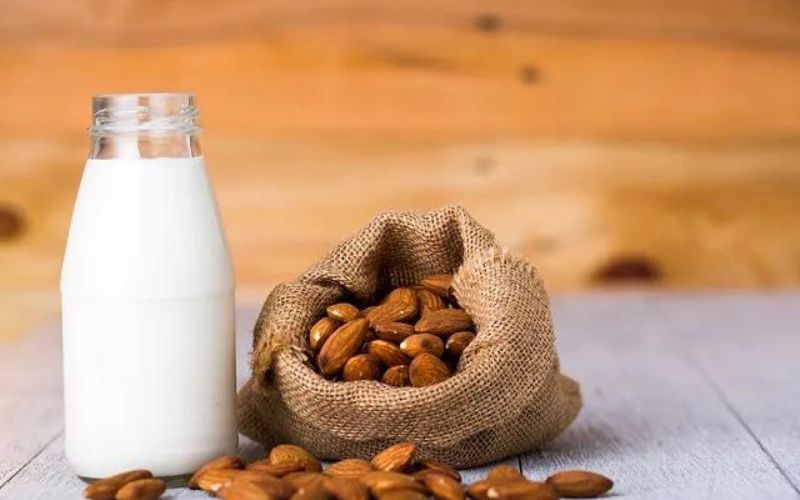 Sữa Hạt - Nguồn Dinh Dưỡng Thực Vật Tuyệt Vời Cho Sức Khỏe