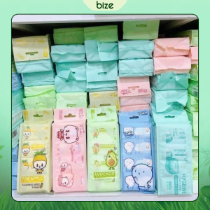 Khăn giấy ướt mini Qian Hui bịch 8 gói (6)